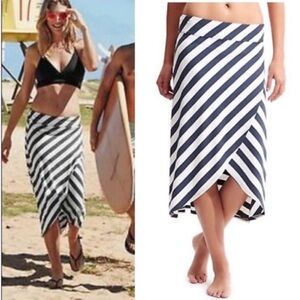 Athleta Striped Tulip Midi Skirt Pull On Beach Swimsuit Cover Up NEW W1344 Sz M